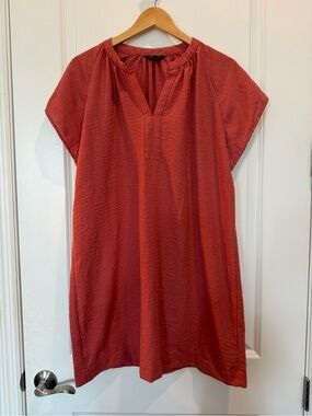 Banana Republic Rust Shift Dress Large Split Neck Short Sleeve Textured